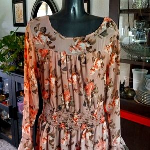 XXL Peach Colored Roses Dress
